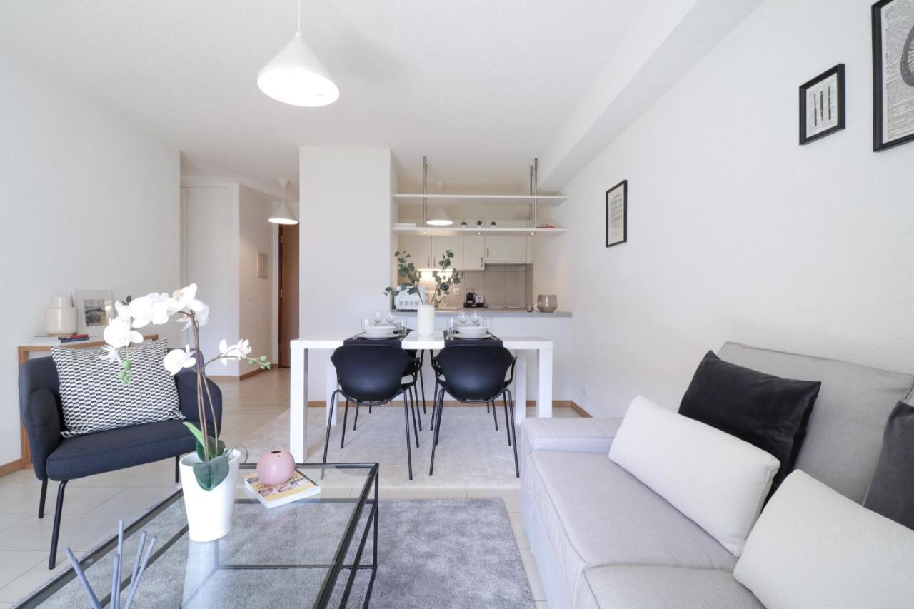 Modern Apartment Close To Martigny Train Station Exteriör bild